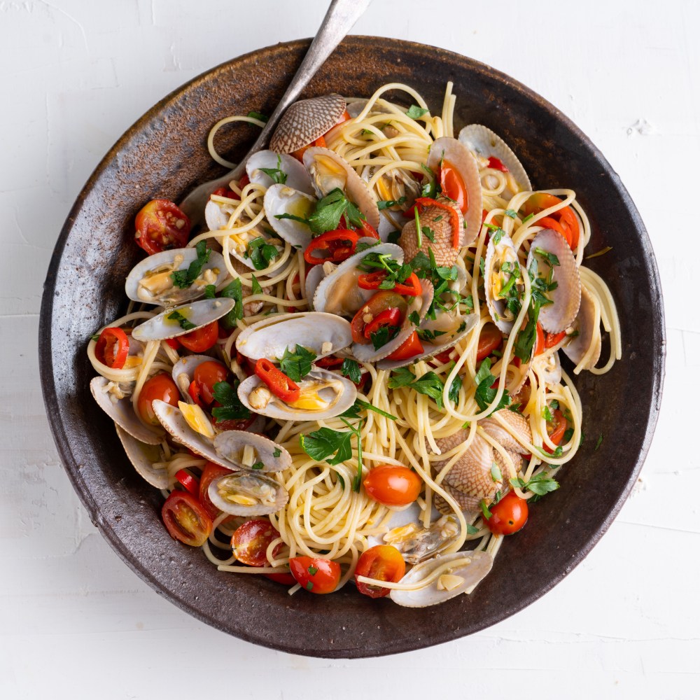 WOK x POT S1-E6_20 Mins. Dinner-Vongole3.jpg